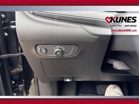 Used 2025 Buick Encore GX Preferred image 17