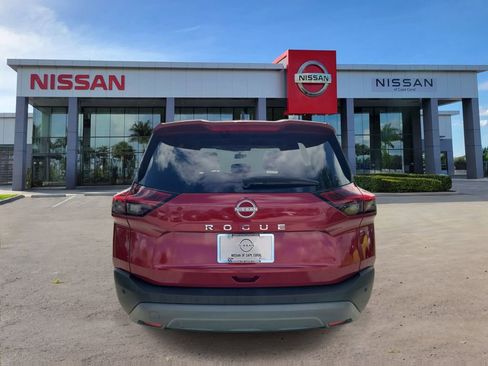 Certified 2023 Nissan Rogue S FWD image 6