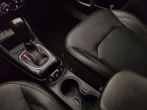 Used 2019 Jeep Compass Limited FWD image 26