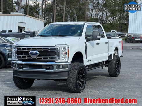 Used 2025 Ford F250 XLT image 1