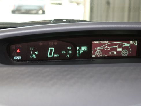 Used 2010 Toyota Prius Two FWD image 12