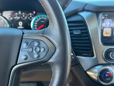 Used 2019 Chevrolet Suburban Premier image 36