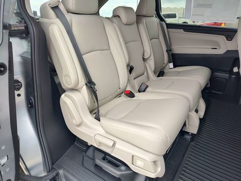 New 2026 Honda Odyssey EX-L image 13