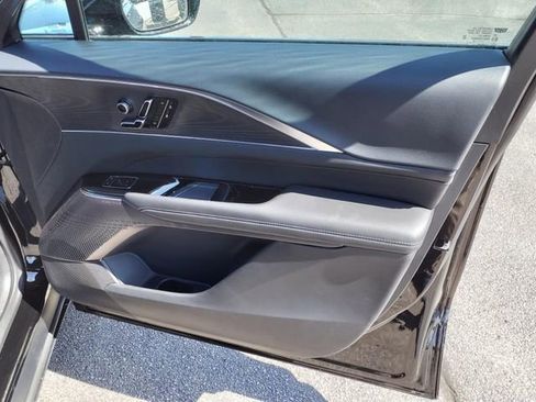 New 2025 Cadillac Lyriq Luxury image 24