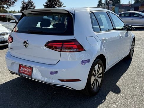 Used 2019 Volkswagen e-Golf SE w/ Driver Assistance Package image 5
