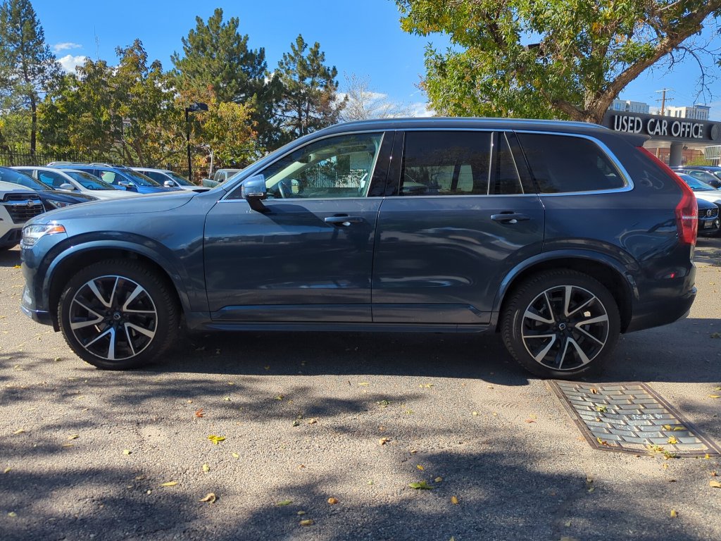 Used 2022 Volvo XC90 T6 Momentum w/ Advanced Package AWD/4WD image 4