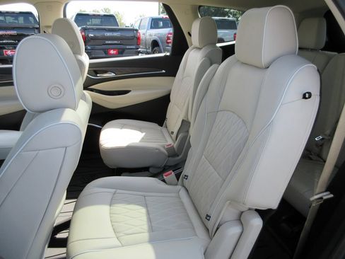 Used 2024 Buick Enclave Avenir w/ Avenir Technology Package AWD/4WD image 21