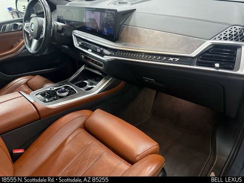 Used 2023 BMW X7 xDrive40i w/ Executive Package image 29