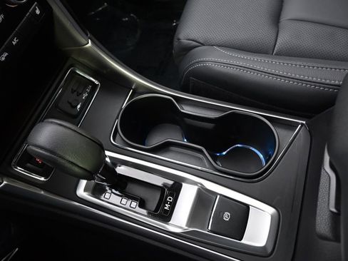 Used 2021 Subaru Ascent Limited w/ Technology Package image 36