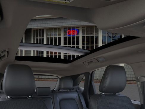 New 2025 Ford Escape SE FWD image 22