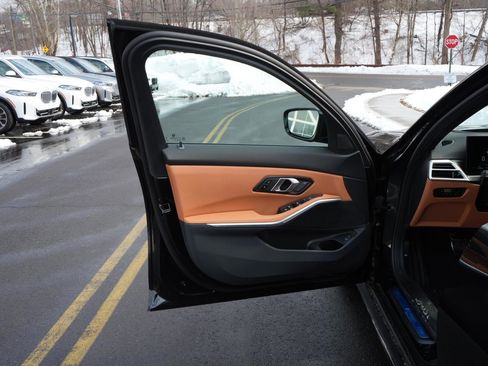 New 2026 BMW 330i xDrive Sedan w/ M Sport Package image 23