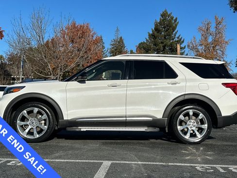 Certified 2020 Ford Explorer Platinum w/ Premium Technology Package image 8