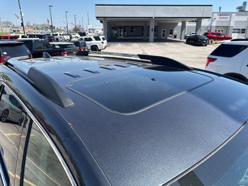 Used 2023 GMC Acadia Denali w/ Denali Ultimate Package image 7