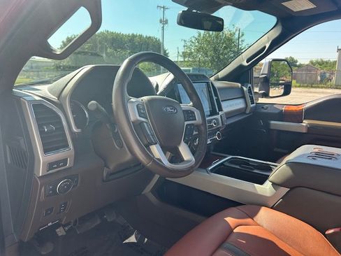 Used 2022 Ford F250 King Ranch w/ King Ranch Ultimate Package AWD/4WD image 8