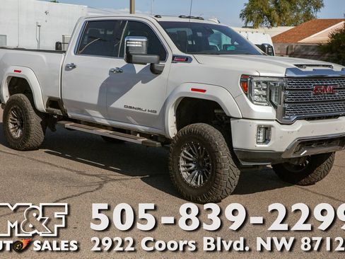 Used 2020 GMC Sierra 3500 Denali w/ Denali Ultimate Package AWD/4WD image 1