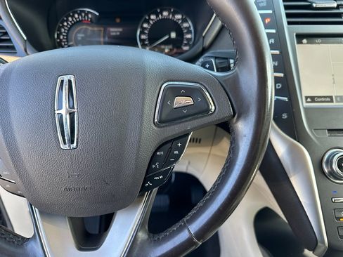 Used 2016 Lincoln MKC Select w/ Select Plus Package image 16