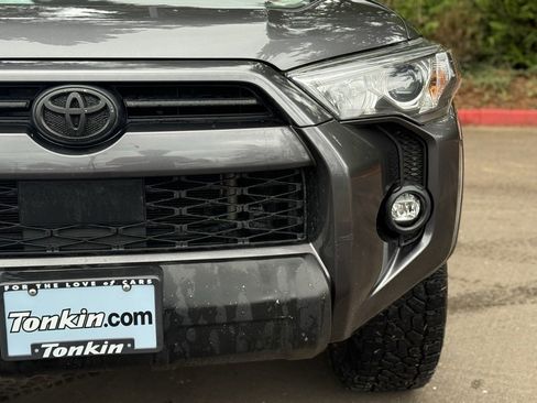 Used 2022 Toyota 4Runner TRD Off-Road Premium image 6