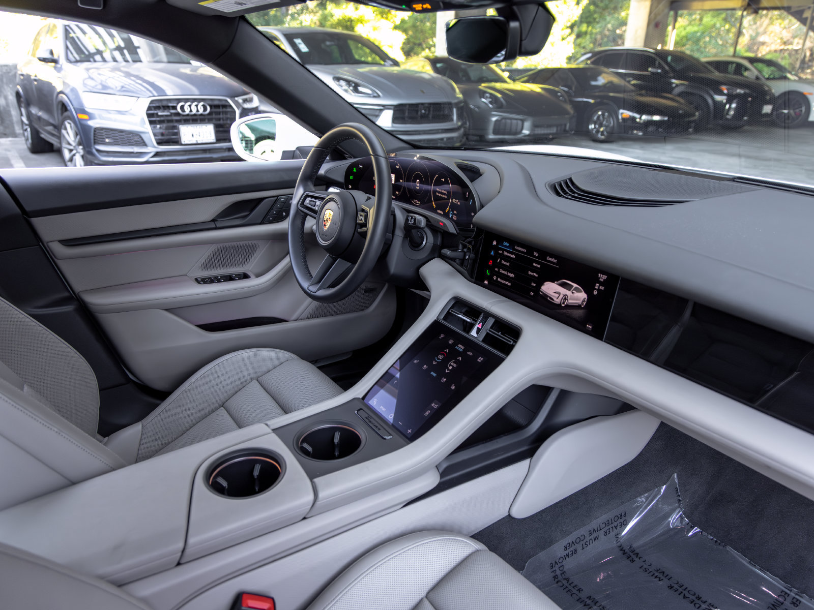 Certified 2022 Porsche Taycan 4S AWD/4WD image 50