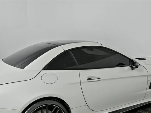 Used 2018 Mercedes-Benz SL 63 AMG image 18