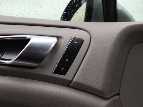 Used 2014 Porsche Cayenne Diesel image 24