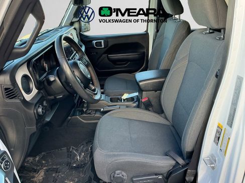 Used 2024 Jeep Wrangler Sport S image 8