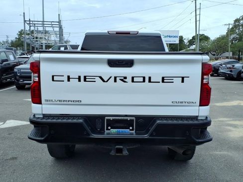 Used 2024 Chevrolet Silverado 2500 Custom w/ Custom Value Package AWD/4WD image 6