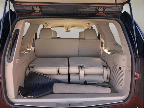 Used 2011 GMC Yukon SLT w/ SLT-2 Equipment Package image 21