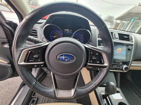 Used 2018 Subaru Outback 2.5i Limited image 10