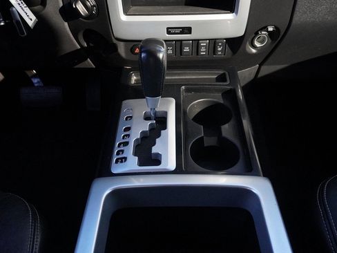 Used 2014 Nissan Titan PRO-4X w/ Pro-4x Luxury Package image 40