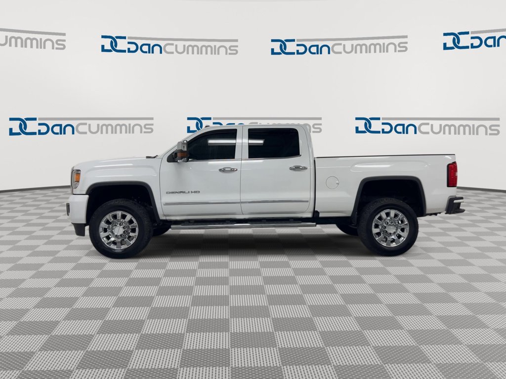 Used 2017 GMC Sierra 2500 Denali w/ Suspension Package, Off-Road AWD/4WD image 5