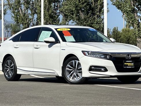 Certified 2019 Honda Accord EX-L image 2