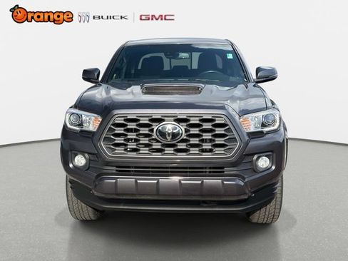 Used 2022 Toyota Tacoma TRD Sport w/ Technology Package RWD image 8