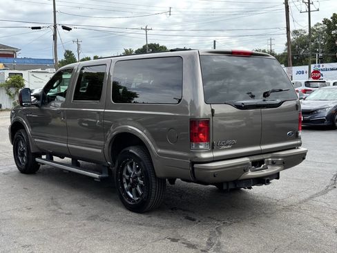 Used 2005 Ford Excursion Limited image 6