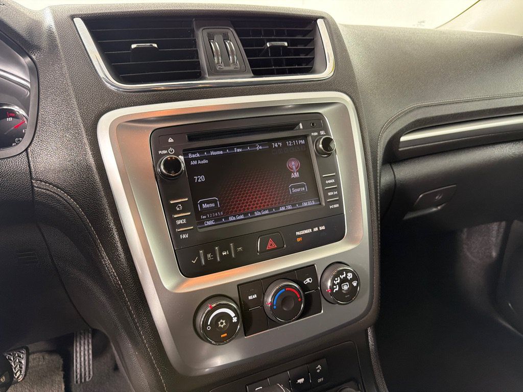 Used 2015 GMC Acadia SLE FWD image 15