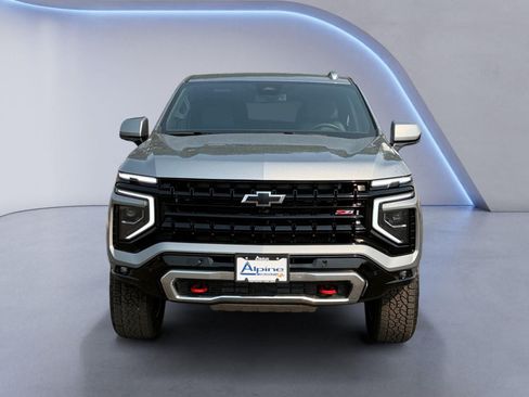 Used 2025 Chevrolet Tahoe Z71 AWD/4WD image 8