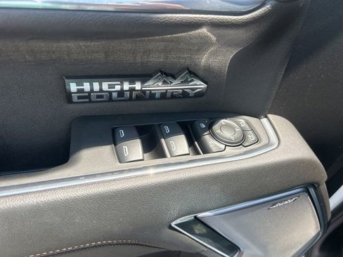 Used 2024 Chevrolet Silverado 1500 High Country w/ High Country Premium Package image 12