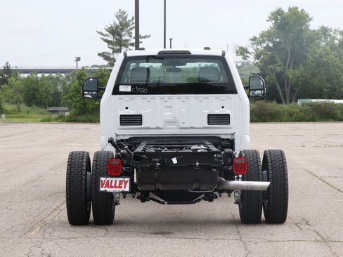 New 2025 Ford F550 4x4 Regular Cab Super Duty image 6