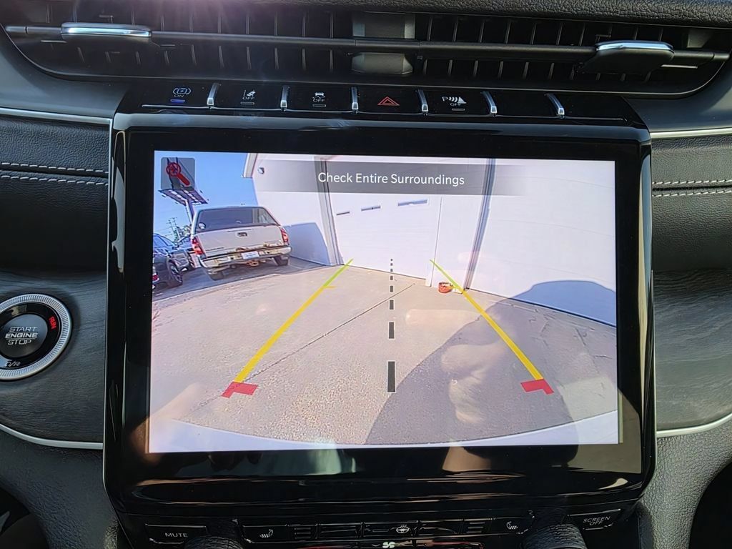 New 2025 Jeep Grand Cherokee Limited 4xe AWD/4WD image 14