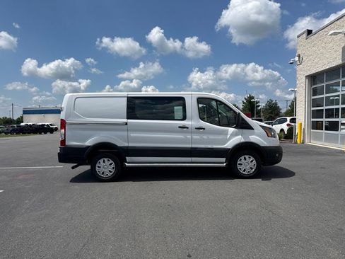 Used 2025 Ford Transit 250 Low Roof w/ Exterior Upgrade Package RWD image 4