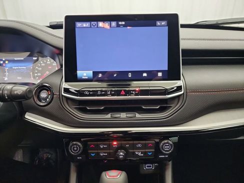 New 2026 Jeep Compass Trailhawk image 13