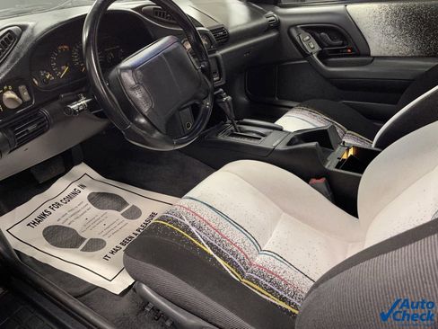 Used 1993 Chevrolet Camaro Z28 image 13