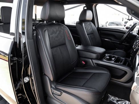 Used 2023 Nissan Titan PRO-4X w/ Off Road Protection Package image 34