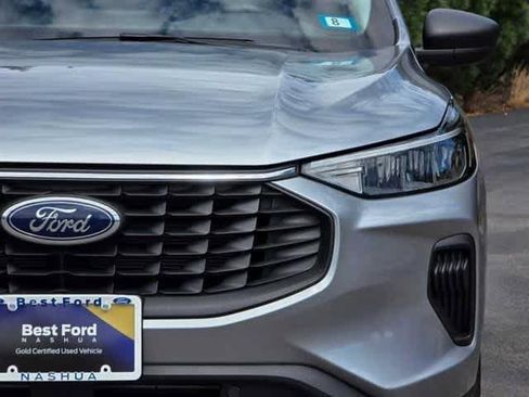 Used 2024 Ford Escape Active AWD/4WD image 3