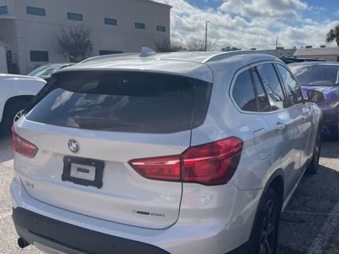 Used 2019 BMW X1 xDrive28i w/ Convenience Package image 4