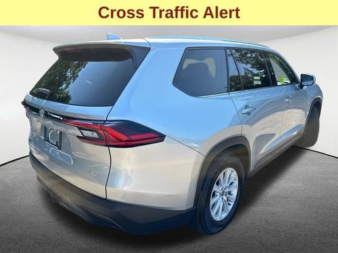 Used 2026 Toyota Grand Highlander AWD image 12