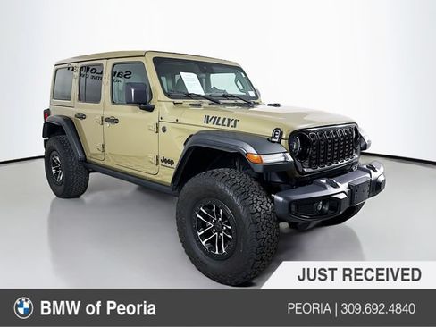 Used 2025 Jeep Wrangler Unlimited Sport AWD/4WD image 1