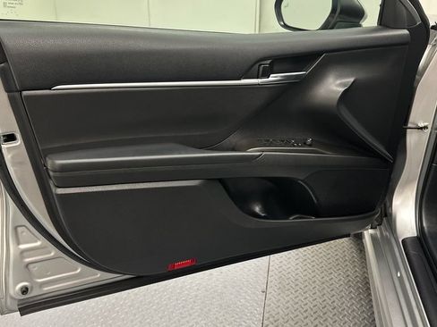 Certified 2023 Toyota Camry SE w/ Cold Weather Package FWD image 15
