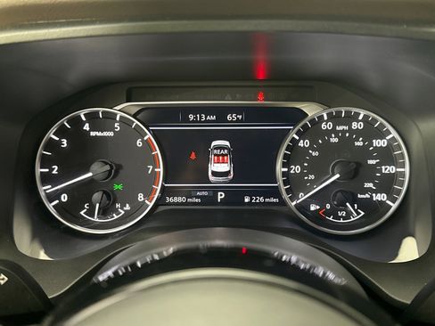 Used 2023 Nissan Rogue SV image 13