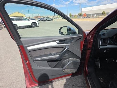 Used 2018 Audi SQ5 Prestige w/ Prestige Package AWD/4WD image 10