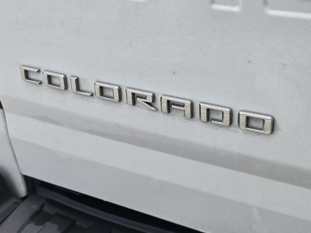 Used 2021 Chevrolet Colorado W/T w/ WT Convenience Package RWD image 9
